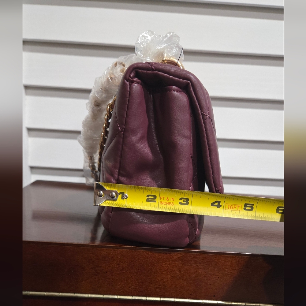 Badgley Mischka Plum Quilted Hand Bag with Gold Chain and Adjustable Crossbody - Picture 12 of 14